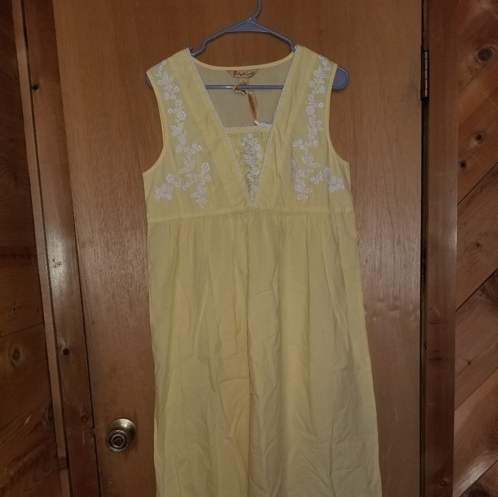 April Cornell sleeveless yellow nightgown